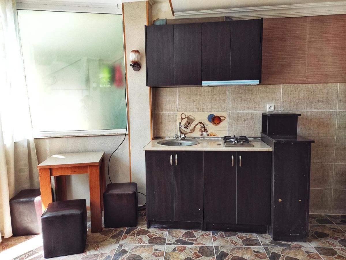 Guesthouse Ttt-1 Tbilisi Exterior photo